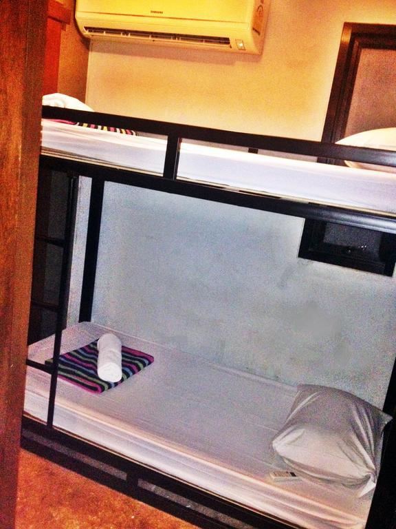 Bed Bangkok Hostel Quarto foto